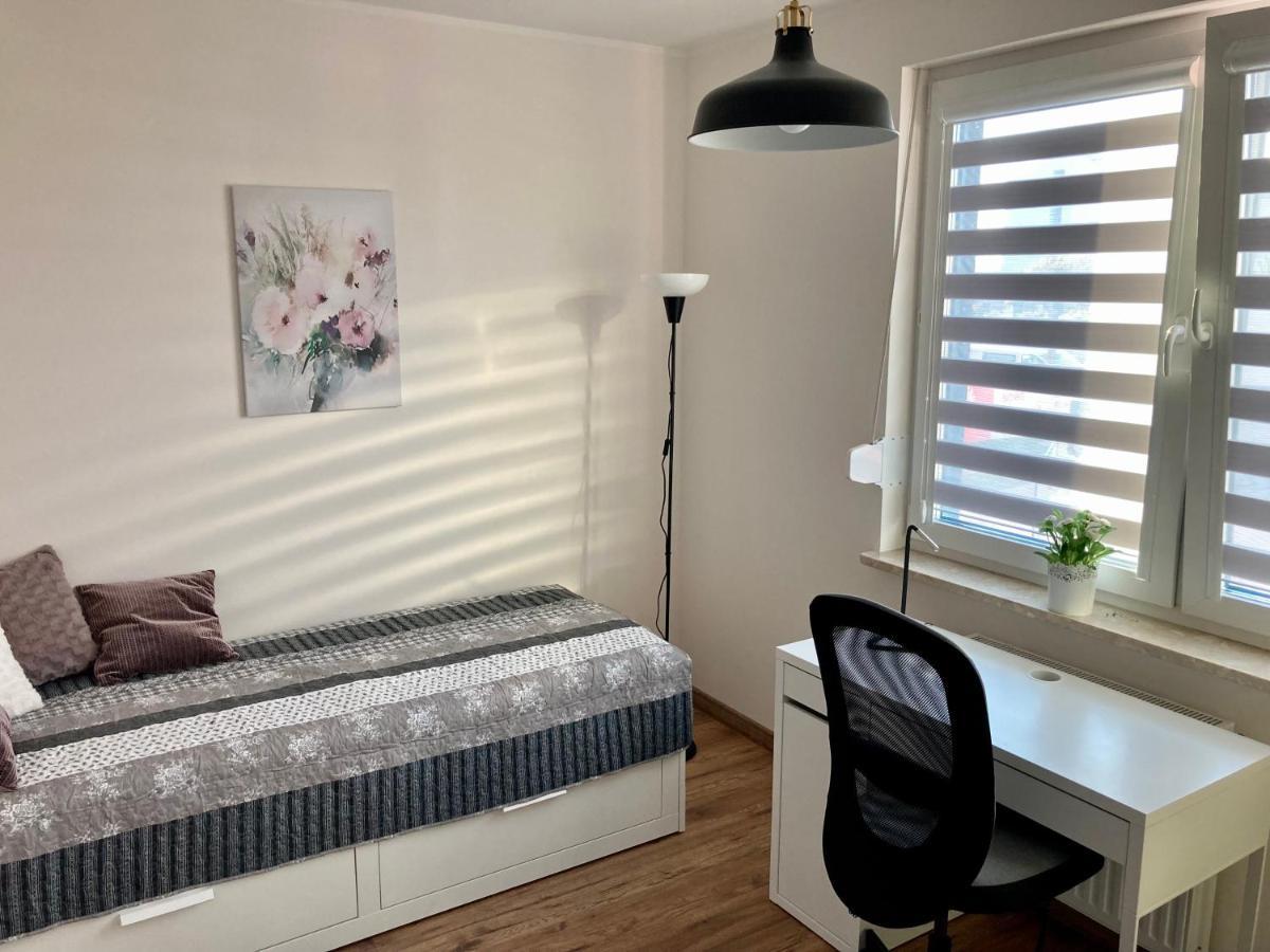 Apartament Lagiewniki Cracovia Exterior foto